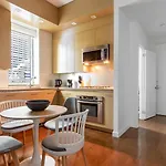 Marvelous Apartment In Midtown Manhattan